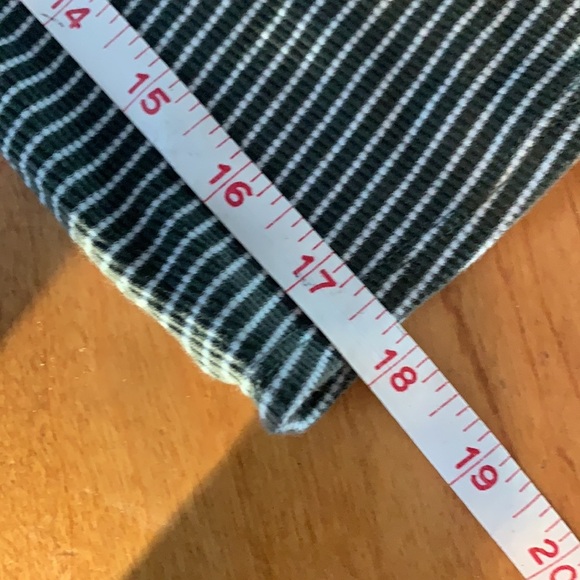 Hollister longsleeve off the shoulder top - Picture 6 of 7